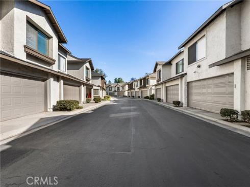 1955 W Clipper  , Anaheim, CA