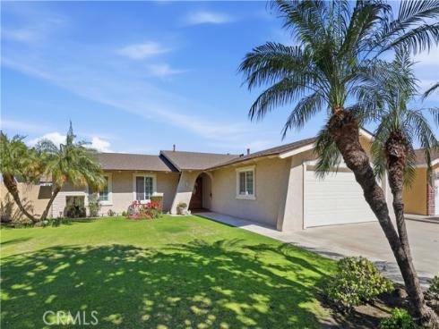 1817 E Alcove  , Anaheim, CA