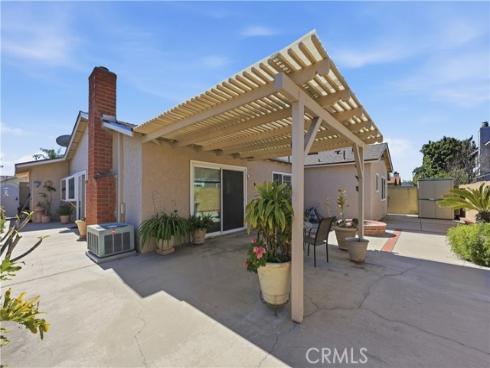 1817 E Alcove  , Anaheim, CA