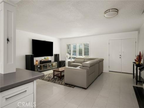 2221 E Nyon  , Anaheim, CA