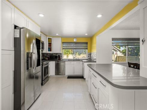 2221 E Nyon  , Anaheim, CA