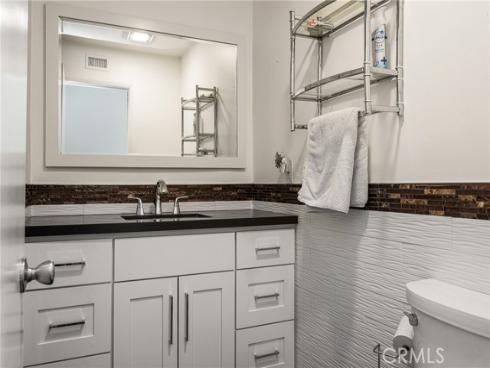 2221 E Nyon  , Anaheim, CA