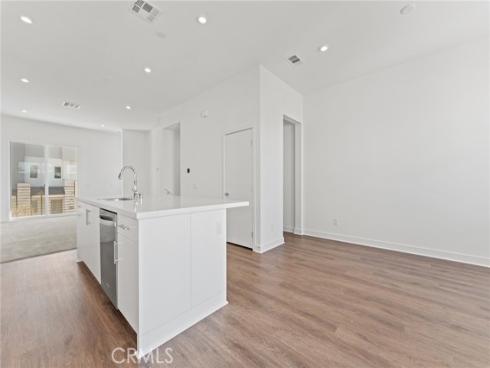 1822  W Bushell St  , Anaheim, CA