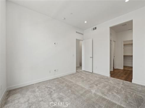 1822  W Bushell St  , Anaheim, CA