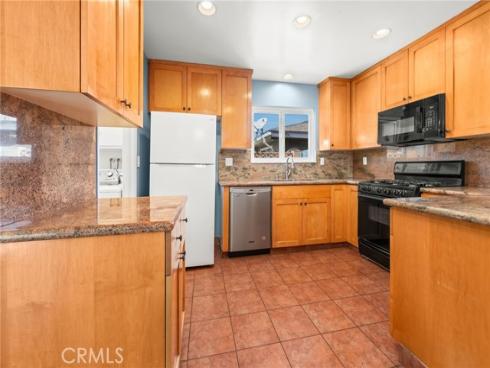 2750 E Diana   Avenue, Anaheim, CA