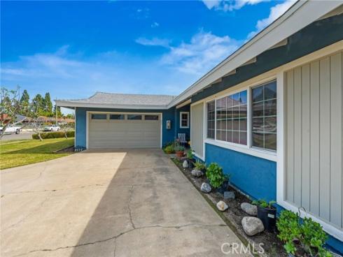 2750 E Diana   Avenue, Anaheim, CA