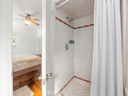 1632  S Songish St  , Anaheim, CA