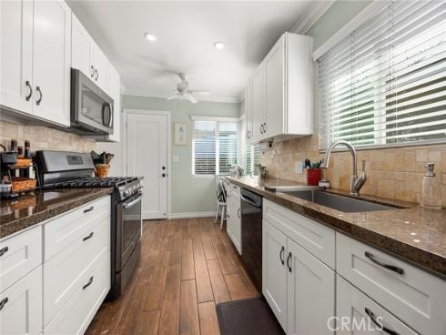 1632  S Songish St  , Anaheim, CA