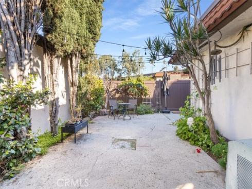 1425 N Parkhaven  , Anaheim, CA