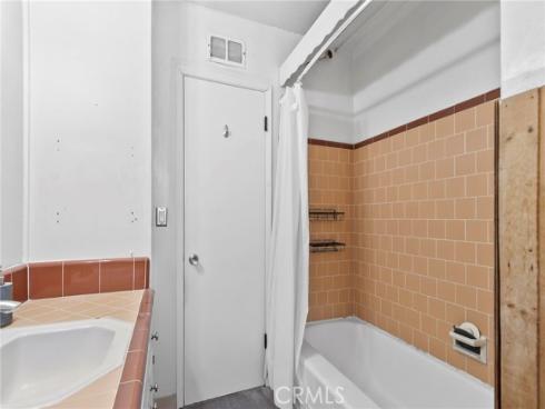 2106 W Forest  , Anaheim, CA