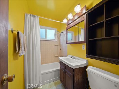 2553 W West Glenoaks Avenue  , Anaheim, CA