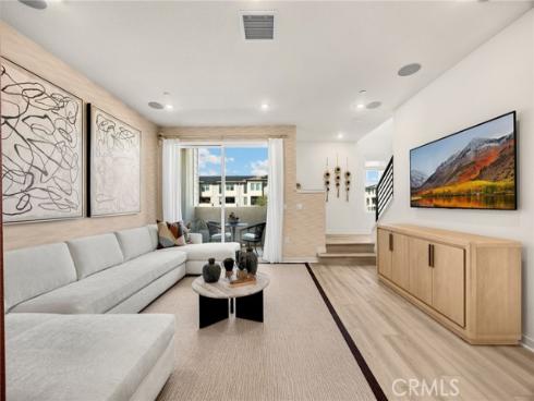 101 S Laxore  203  Street, Anaheim, CA