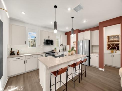 101 S Laxore  203  Street, Anaheim, CA