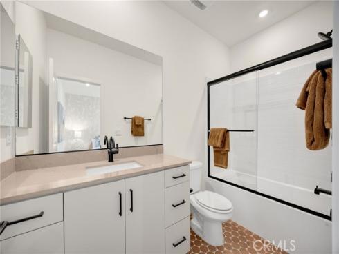 101 S Laxore  203  Street, Anaheim, CA