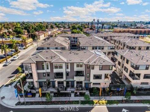 101 S Laxore  203  Street, Anaheim, CA