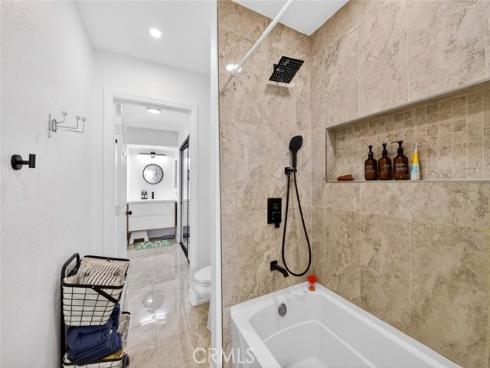 102 S Seneca  CI2 , Anaheim, CA