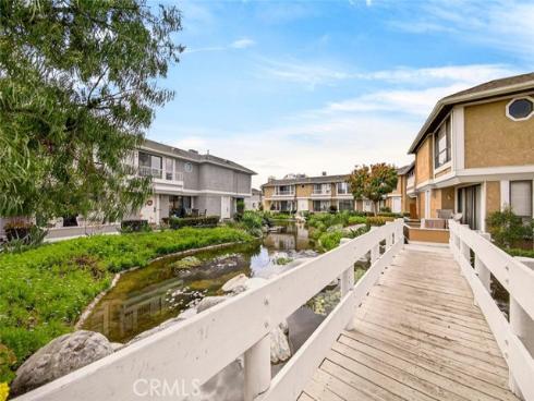 102 S Seneca  CI2 , Anaheim, CA