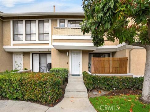 102 S Seneca  CI2 , Anaheim, CA
