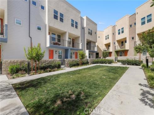 1643 W. Lincoln Avenue 102