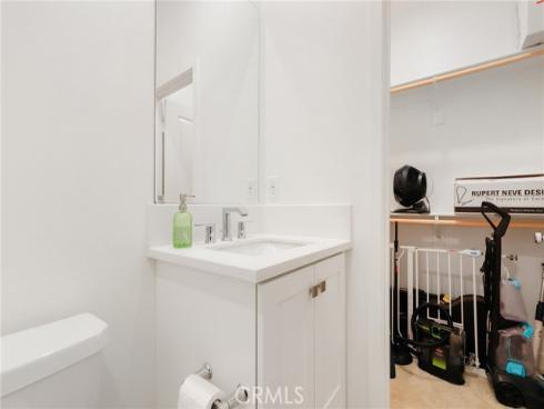 1643 W Lincoln  102  Avenue, Anaheim, CA