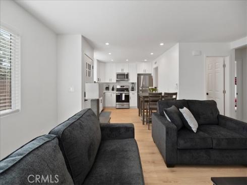 718 S Claudina  , Anaheim, CA