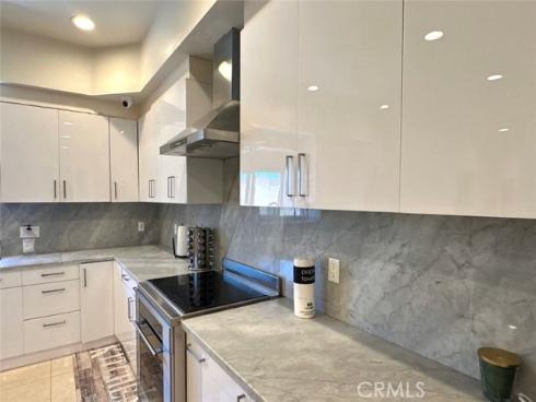 646 S Courson   Drive, Anaheim, CA