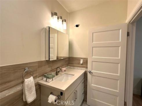 646 S Courson   Drive, Anaheim, CA