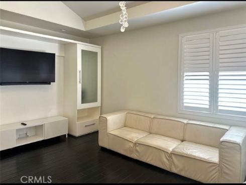 646 S Courson   Drive, Anaheim, CA