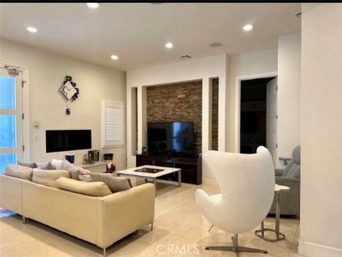 646 S Courson   Drive, Anaheim, CA