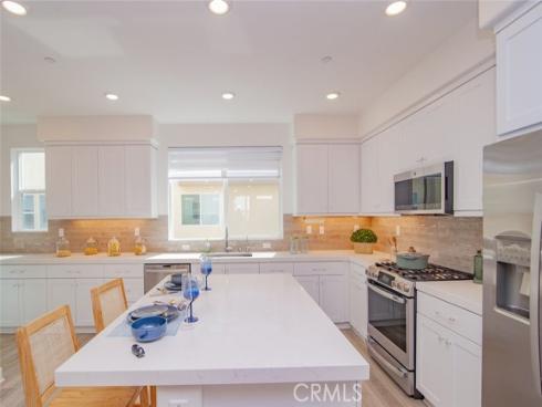 1673  W. Lincoln  102  Avenue, Anaheim, CA