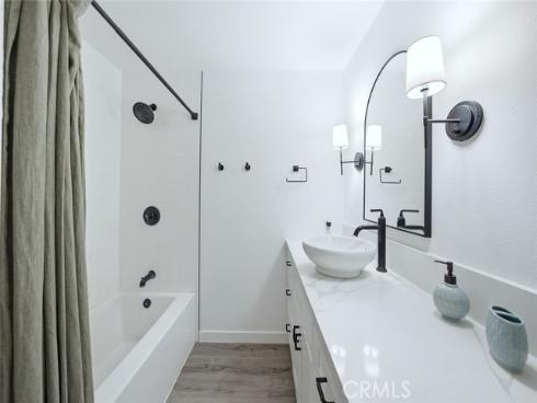 1669 S Heritage  C , Anaheim, CA