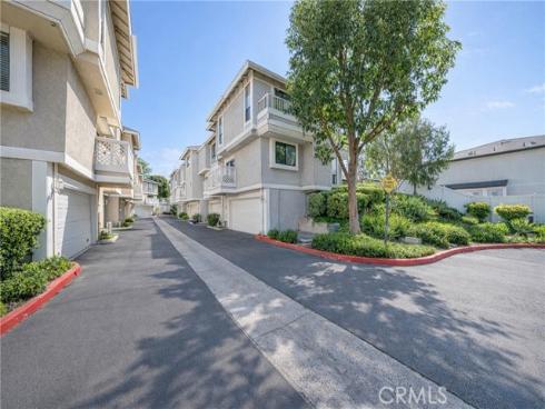 148 S Seneca  24  Circle, Anaheim, CA