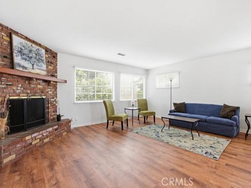 211 S Date  , Anaheim, CA