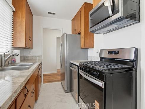 211 S Date  , Anaheim, CA