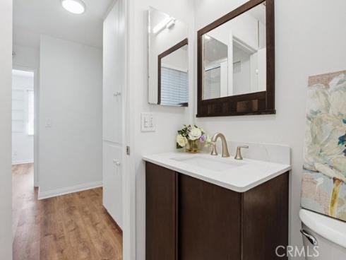 211 S Date  , Anaheim, CA