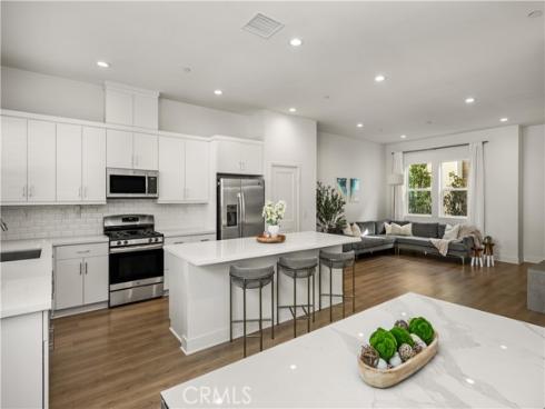 935 E. Mason Lane 52