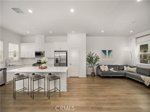 935 E Mason  52  Lane, Anaheim, CA