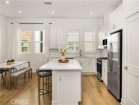 935 E Mason  52  Lane, Anaheim, CA