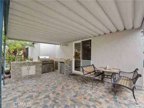 801 S Roanne  , Anaheim, CA