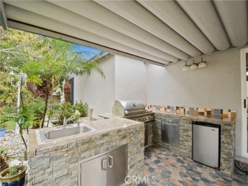 801 S Roanne  , Anaheim, CA