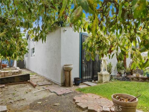 801 S Roanne  , Anaheim, CA