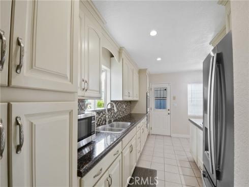 801 S Roanne  , Anaheim, CA