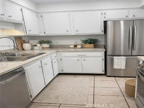 1765 W Glenoaks  , Anaheim, CA