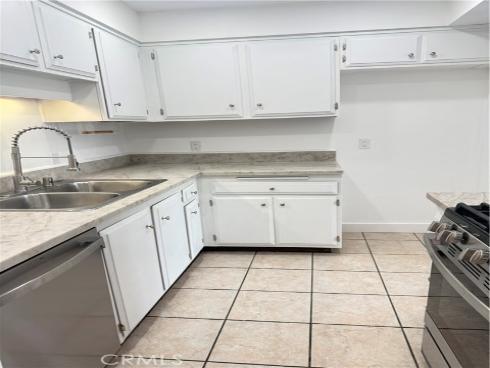 1765 W Glenoaks  , Anaheim, CA