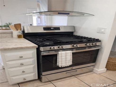 1765 W Glenoaks  , Anaheim, CA