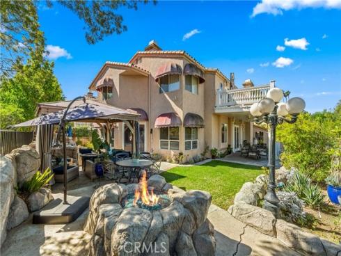 106 S Vista Grande  , Anaheim, CA