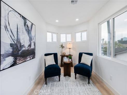 945 N Summer  , Anaheim, CA