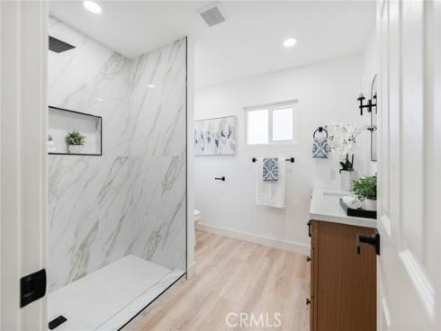 945 N Summer  , Anaheim, CA