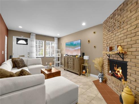 1795 W Glenoaks   Avenue, Anaheim, CA