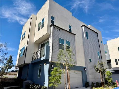 1677 W. Lincoln 103